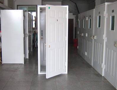 銀行防尾隨門(mén)